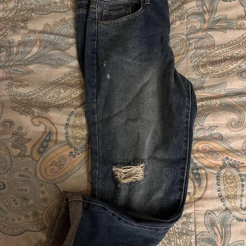 RSQ Distressed Jeans 9/29